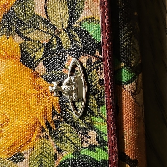 Vivienne West Wallet - Picture 2 of 8